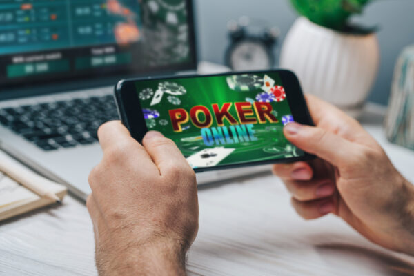 Poker Apps: Mobiler Spaß